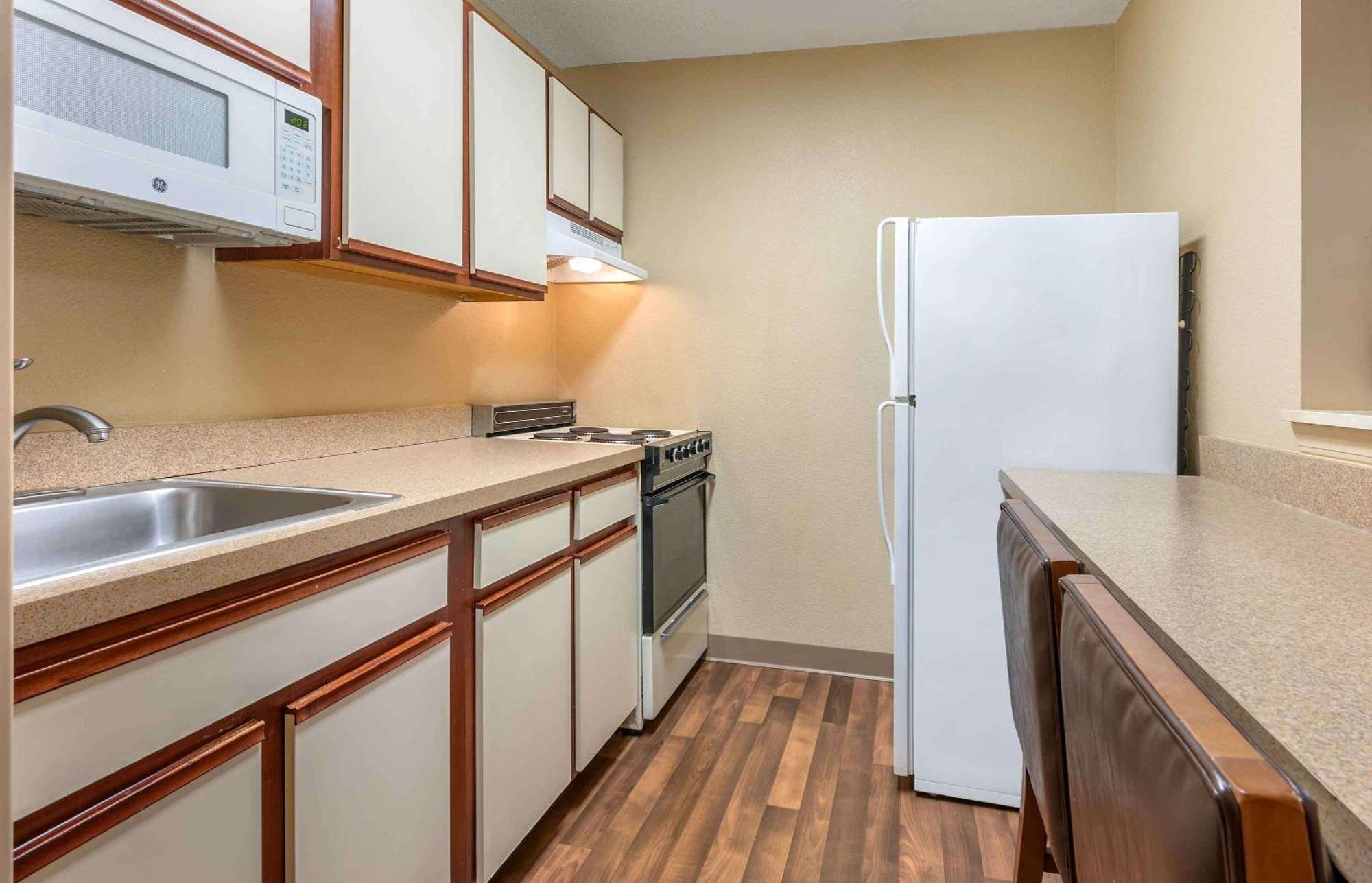 Extended Stay America Select Suites - Cincinnati - Florence - Meijer Dr Exterior photo